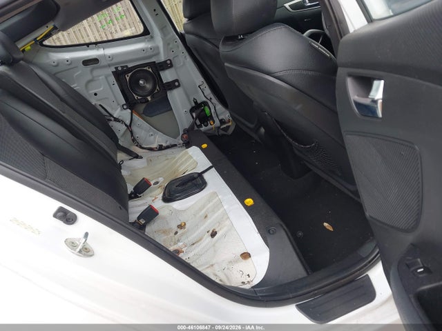 Auction sale of the 2015 Hyundai Veloster, vin: KMHTC6AD1FU225131, lot number: 46106847