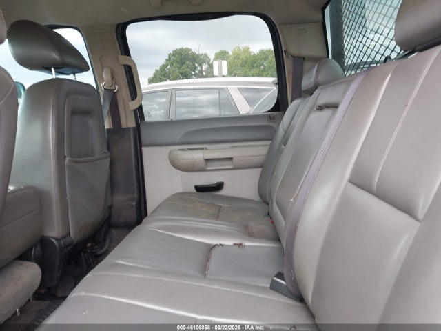 46106858 :رقم المزاد ، 1GT12ZCG1BF228973 vin ، 2011 Gmc Sierra 2500hd Work Truck مزاد بيع