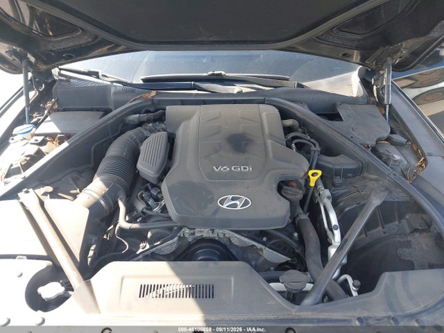 2015 Hyundai Genesis 3.8 მანქანა იყიდება აუქციონზე, vin: KMHGN4JEXFU100136, აუქციონის ნომერი: 46106859