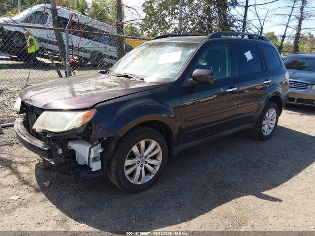 2013 Subaru Forester 2.5x Premium მანქანა იყიდება აუქციონზე, vin: JF2SHADC2DH446400, აუქციონის ნომერი: 46106867