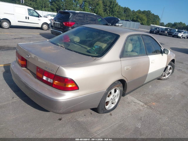 1999 Lexus Es 300 მანქანა იყიდება აუქციონზე, vin: JT8BF28G4X5055311, აუქციონის ნომერი: 46106910