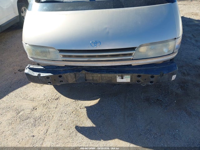 46106960 :رقم المزاد ، JT3AC11R5N1021253 vin ، 1992 Toyota Previa Dlx مزاد بيع