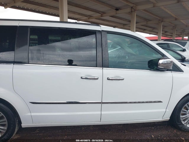 Продаж на аукціоні авто 2016 Chrysler Town & Country Touring-l Anniversary Edition, vin: 2C4RC1CG0GR189665, номер лоту: 46106975