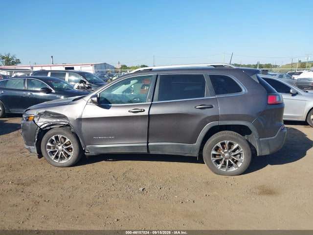 Продаж на аукціоні авто 2019 Jeep Cherokee Latitude Plus Fwd, vin: 1C4PJLLX0KD373704, номер лоту: 46107024
