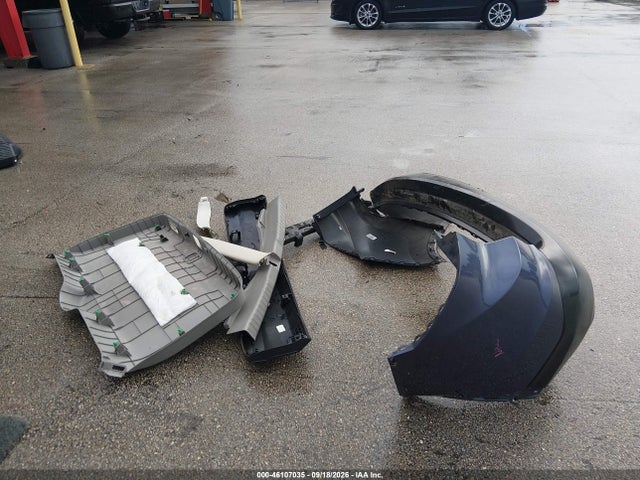 46107035 :رقم المزاد ، 2HKRM4H30EH653410 vin ، 2014 Honda Cr-v Lx مزاد بيع