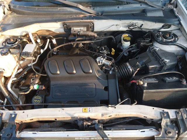 2004 Ford Escape Limited მანქანა იყიდება აუქციონზე, vin: 1FMCU041X4KB18986, აუქციონის ნომერი: 46107080