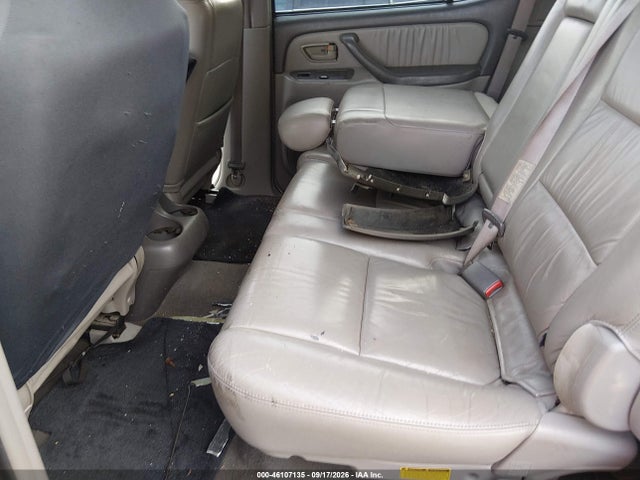 Aukcja sprzedaży 2001 Toyota Sequoia Limited V8, vin: 5TDBT48A11S002701, numer aukcji: 46107135