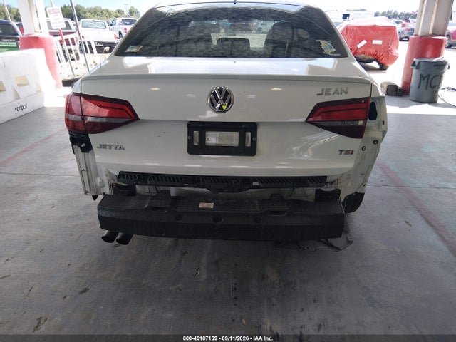 2016 Volkswagen Jetta 1.8t Sport მანქანა იყიდება აუქციონზე, vin: 3VWD17AJ2GM392563, აუქციონის ნომერი: 46107159