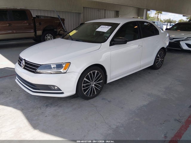 2016 Volkswagen Jetta 1.8t Sport მანქანა იყიდება აუქციონზე, vin: 3VWD17AJ2GM392563, აუქციონის ნომერი: 46107159