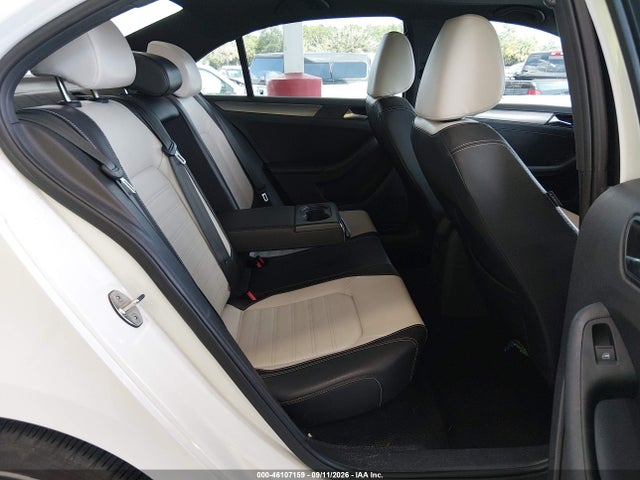2016 Volkswagen Jetta 1.8t Sport მანქანა იყიდება აუქციონზე, vin: 3VWD17AJ2GM392563, აუქციონის ნომერი: 46107159
