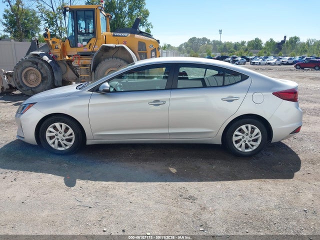 Продажа на аукционе авто 2019 Hyundai Elantra Se, vin: 5NPD74LF7KH482816, номер лота: 46107173