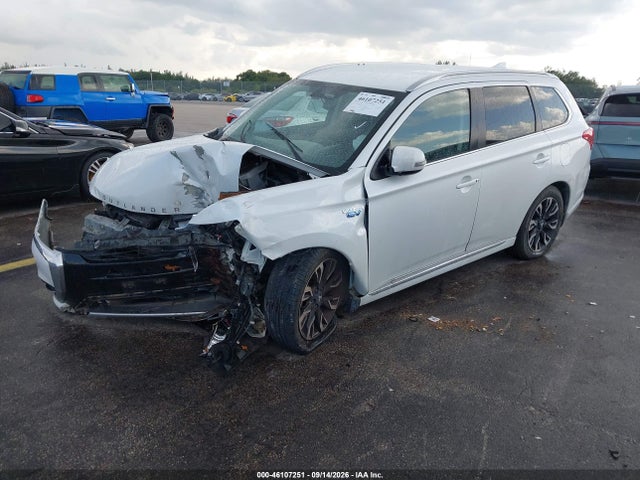 2018 Mitsubishi Outlander Phev Sel მანქანა იყიდება აუქციონზე, vin: JA4J24A5XJZ027973, აუქციონის ნომერი: 46107251