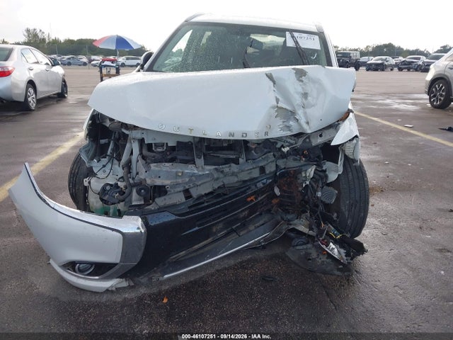 2018 Mitsubishi Outlander Phev Sel მანქანა იყიდება აუქციონზე, vin: JA4J24A5XJZ027973, აუქციონის ნომერი: 46107251