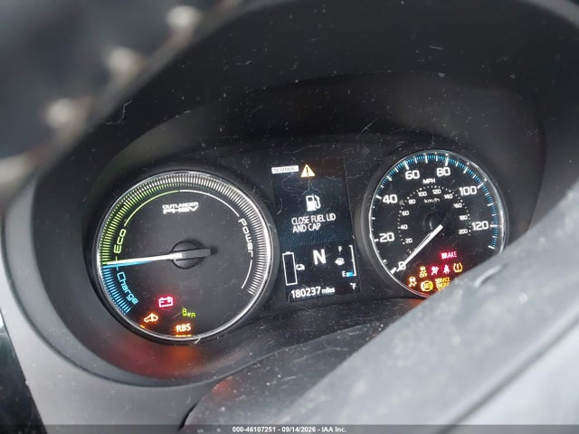 2018 Mitsubishi Outlander Phev Sel მანქანა იყიდება აუქციონზე, vin: JA4J24A5XJZ027973, აუქციონის ნომერი: 46107251