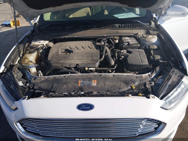 3FA6P0HD0FR244260 Ford FUSION SE