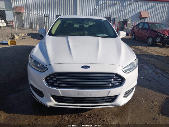 3FA6P0HD0FR244260 Ford FUSION SE