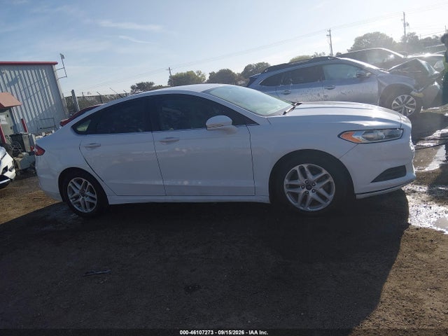 3FA6P0HD0FR244260 Ford FUSION SE