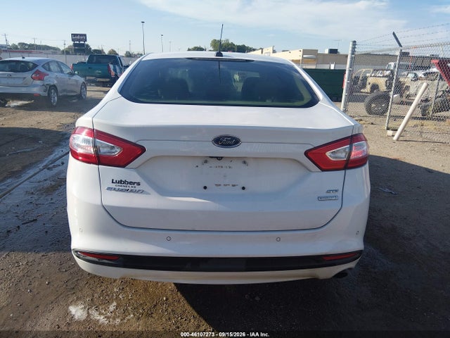 3FA6P0HD0FR244260 Ford FUSION SE