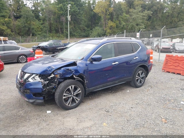 46107297 :رقم المزاد ، 5N1AT2MV9LC797389 vin ، 2020 Nissan Rogue Sv Intelligent Awd مزاد بيع