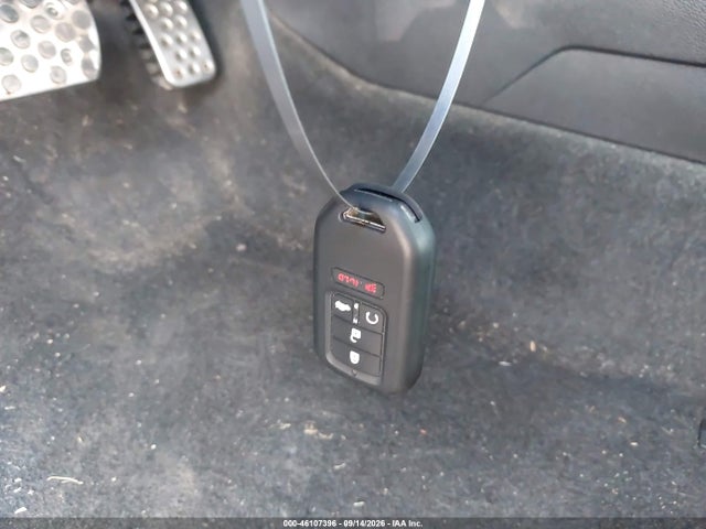 46107396 :رقم المزاد ، 2HGFC2F80KH572907 vin ، 2019 Honda Civic Sport مزاد بيع