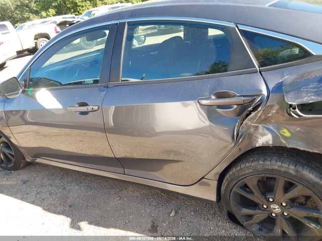 46107396 :رقم المزاد ، 2HGFC2F80KH572907 vin ، 2019 Honda Civic Sport مزاد بيع