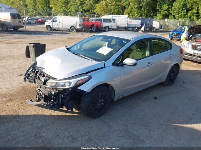 2017 Kia Forte Lx მანქანა იყიდება აუქციონზე, vin: 3KPFK4A7XHE108586, აუქციონის ნომერი: 46107400