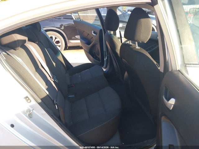 2017 Kia Forte Lx მანქანა იყიდება აუქციონზე, vin: 3KPFK4A7XHE108586, აუქციონის ნომერი: 46107400