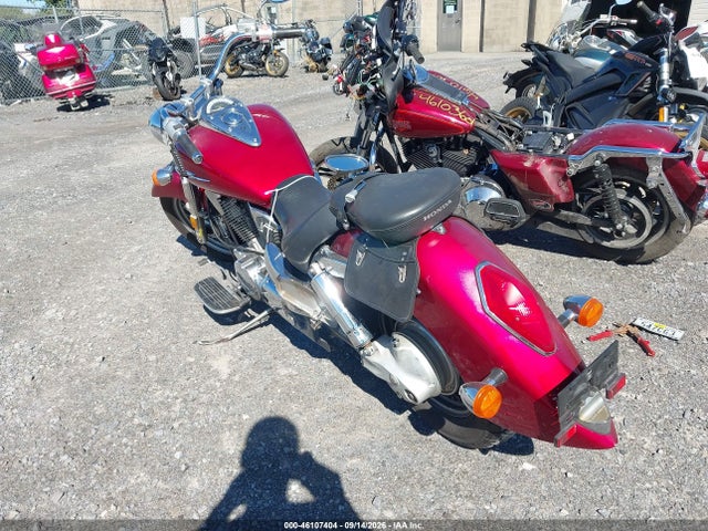 46107404 :رقم المزاد ، 1HFSC52054A104502 vin ، 2004 Honda Vt1300 S مزاد بيع