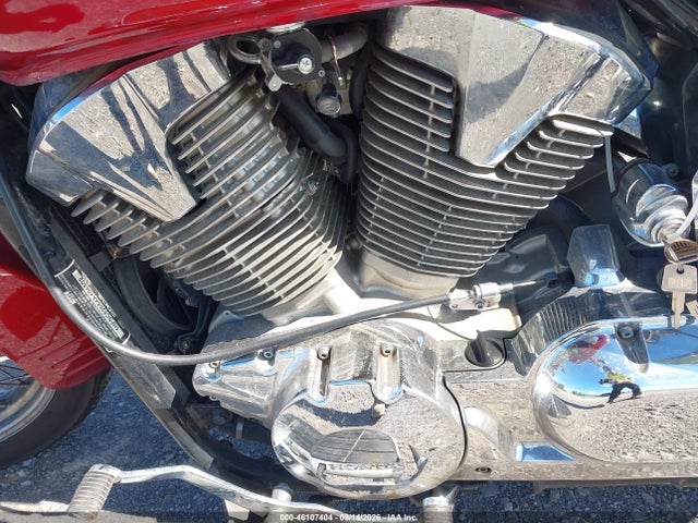 46107404 :رقم المزاد ، 1HFSC52054A104502 vin ، 2004 Honda Vt1300 S مزاد بيع