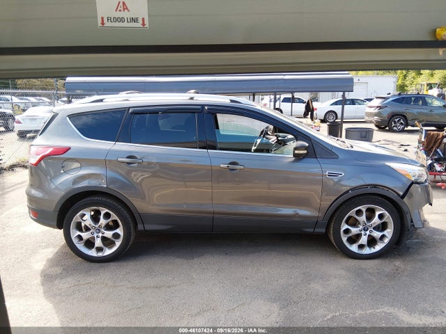 46107424 :رقم المزاد ، 1FMCU9J95DUB95722 vin ، 2013 Ford Escape Titanium مزاد بيع
