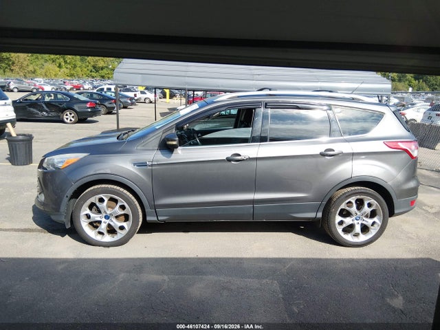 46107424 :رقم المزاد ، 1FMCU9J95DUB95722 vin ، 2013 Ford Escape Titanium مزاد بيع