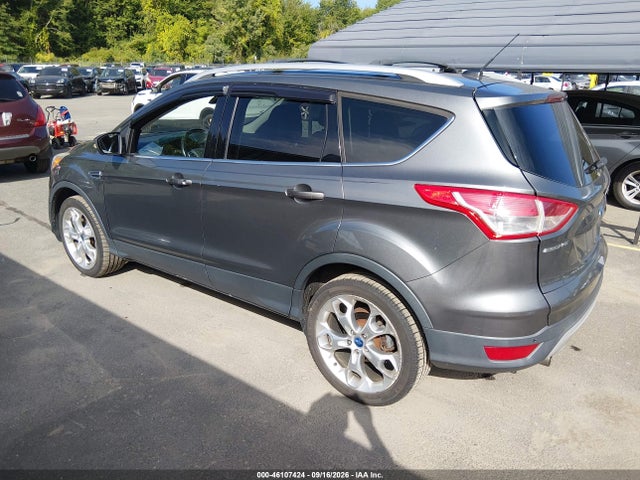 46107424 :رقم المزاد ، 1FMCU9J95DUB95722 vin ، 2013 Ford Escape Titanium مزاد بيع