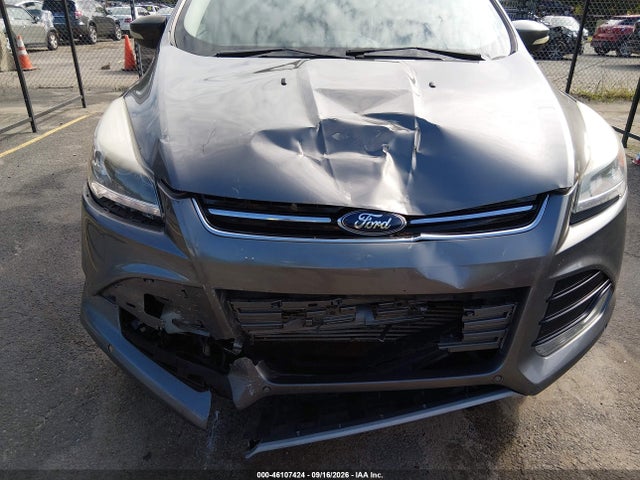 46107424 :رقم المزاد ، 1FMCU9J95DUB95722 vin ، 2013 Ford Escape Titanium مزاد بيع