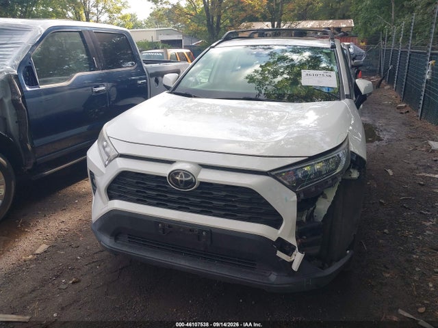 Продажа на аукционе авто 2019 Toyota Rav4 Xle Premium, vin: JTMA1RFV2KD017094, номер лота: 46107538