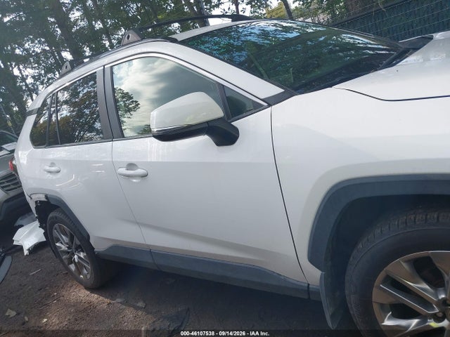 Продажа на аукционе авто 2019 Toyota Rav4 Xle Premium, vin: JTMA1RFV2KD017094, номер лота: 46107538