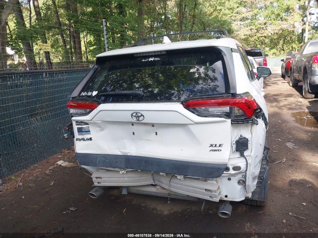 Продажа на аукционе авто 2019 Toyota Rav4 Xle Premium, vin: JTMA1RFV2KD017094, номер лота: 46107538