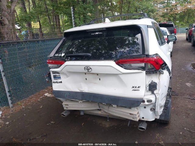 Продажа на аукционе авто 2019 Toyota Rav4 Xle Premium, vin: JTMA1RFV2KD017094, номер лота: 46107538
