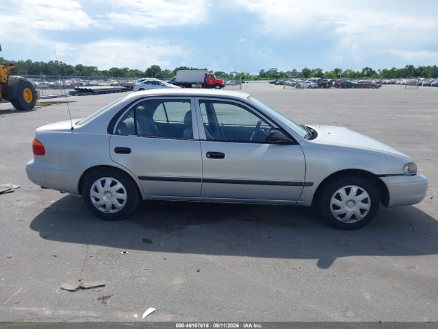 46107618 :رقم المزاد ، 1Y1SK52882Z426810 vin ، 2002 Chevrolet Prizm مزاد بيع