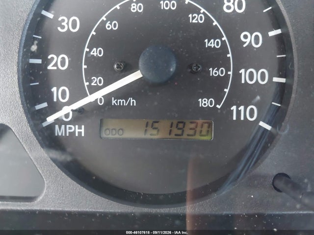 46107618 :رقم المزاد ، 1Y1SK52882Z426810 vin ، 2002 Chevrolet Prizm مزاد بيع