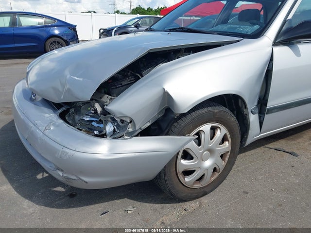 46107618 :رقم المزاد ، 1Y1SK52882Z426810 vin ، 2002 Chevrolet Prizm مزاد بيع