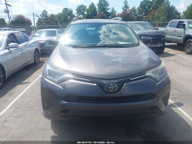 2017 Toyota Rav4 Le მანქანა იყიდება აუქციონზე, vin: JTMZFREV0HJ700542, აუქციონის ნომერი: 46107739