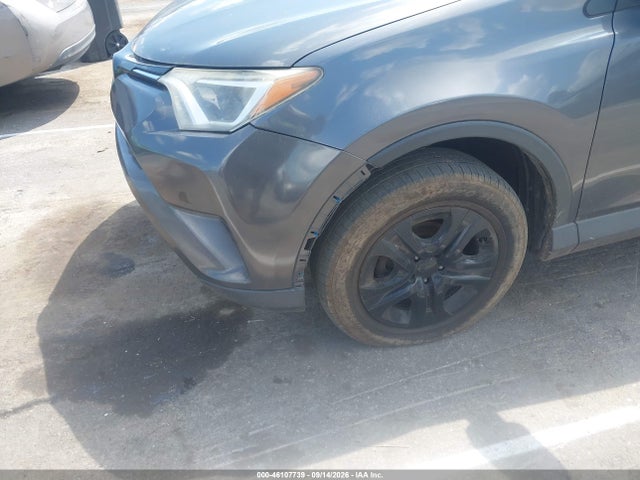2017 Toyota Rav4 Le მანქანა იყიდება აუქციონზე, vin: JTMZFREV0HJ700542, აუქციონის ნომერი: 46107739