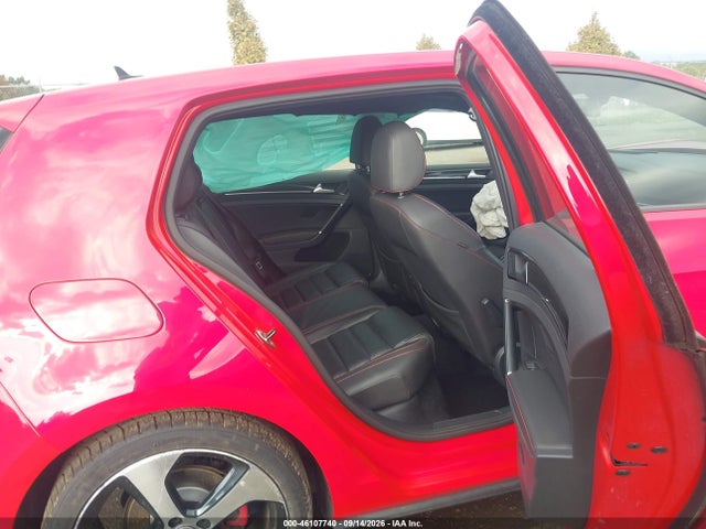 2015 Volkswagen Golf Gti 2.0t Se 4-door მანქანა იყიდება აუქციონზე, vin: 3VW4T7AU5FM006379, აუქციონის ნომერი: 46107740
