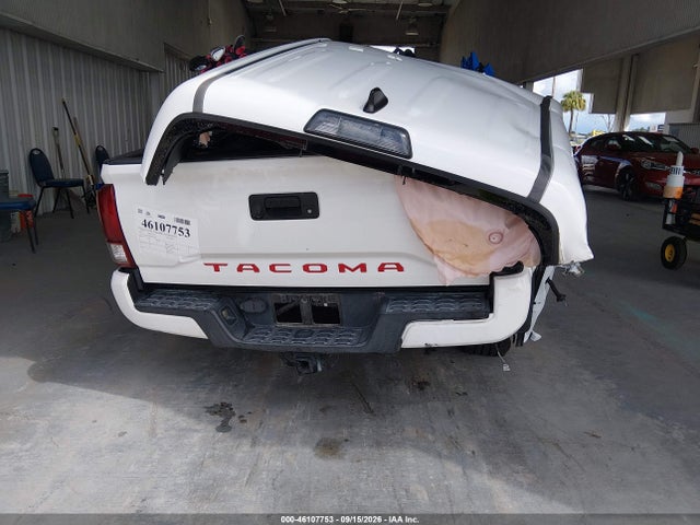 Aukcja sprzedaży 2017 Toyota Tacoma Trd Sport, vin: 5TFAZ5CNXHX035517, numer aukcji: 46107753