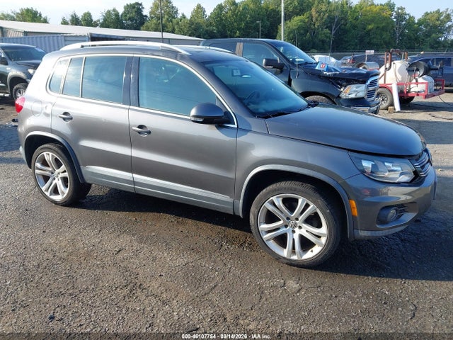 46107754 :رقم المزاد ، WVGBV7AX3CW004894 vin ، 2012 Volkswagen Tiguan Sel مزاد بيع