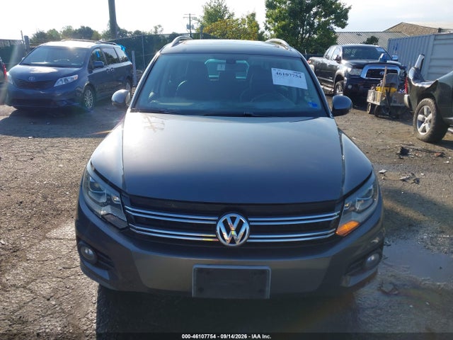 46107754 :رقم المزاد ، WVGBV7AX3CW004894 vin ، 2012 Volkswagen Tiguan Sel مزاد بيع