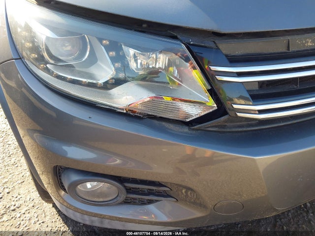 46107754 :رقم المزاد ، WVGBV7AX3CW004894 vin ، 2012 Volkswagen Tiguan Sel مزاد بيع