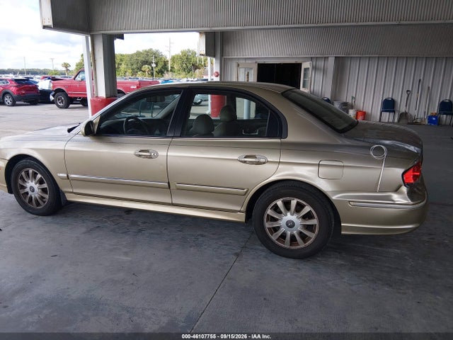 46107755 :رقم المزاد ، KMHWF35H14A015725 vin ، 2004 Hyundai Sonata Gls/lx مزاد بيع
