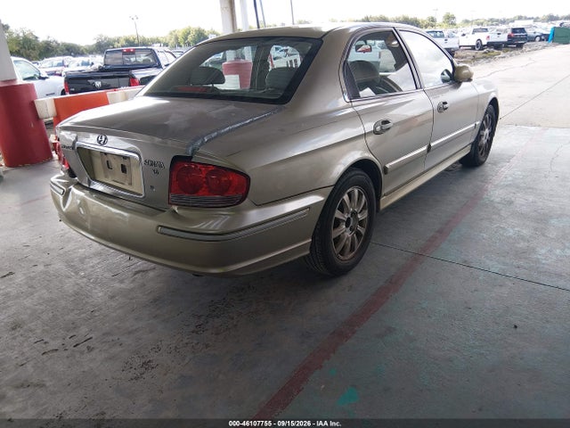46107755 :رقم المزاد ، KMHWF35H14A015725 vin ، 2004 Hyundai Sonata Gls/lx مزاد بيع