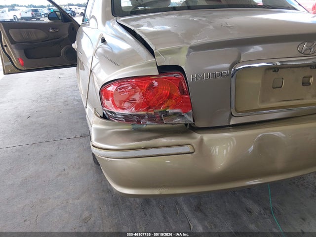 46107755 :رقم المزاد ، KMHWF35H14A015725 vin ، 2004 Hyundai Sonata Gls/lx مزاد بيع
